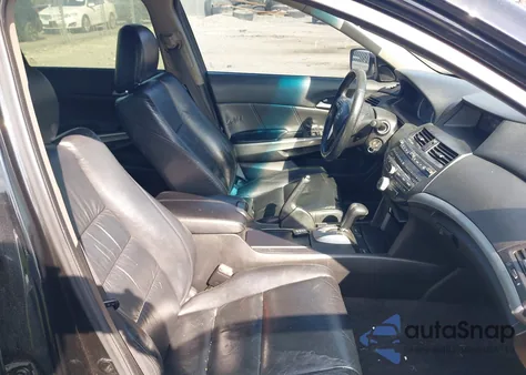 2008 Honda Accord 2.4 Ex-L z USA, uszkodzony, nr VIN 1HGCP26848A134678